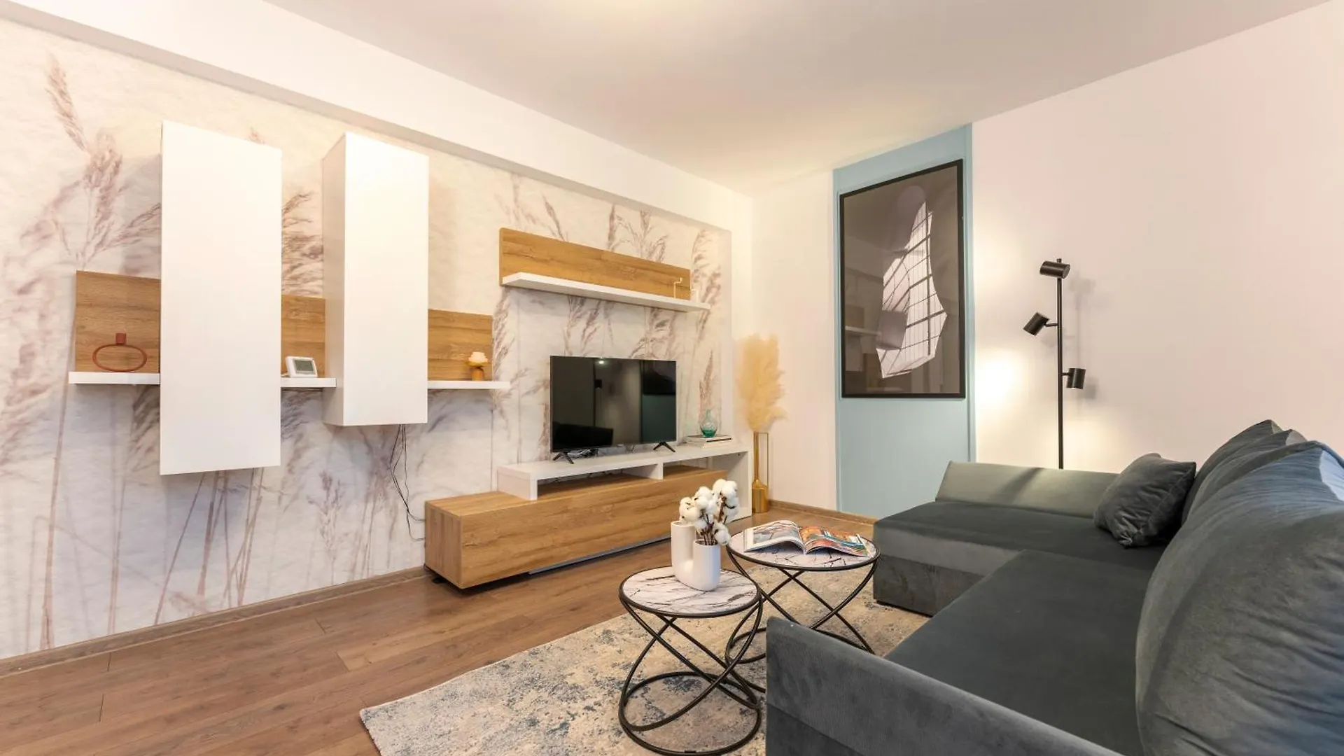 Apartment Xox Comfort Giurgiului Bucharest